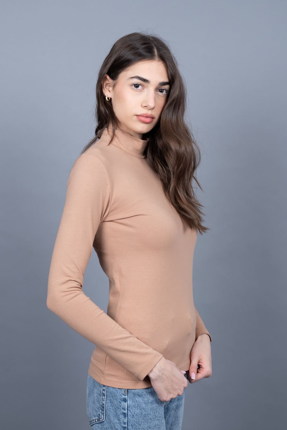 Bluză femei cu guler înalt - Caramel